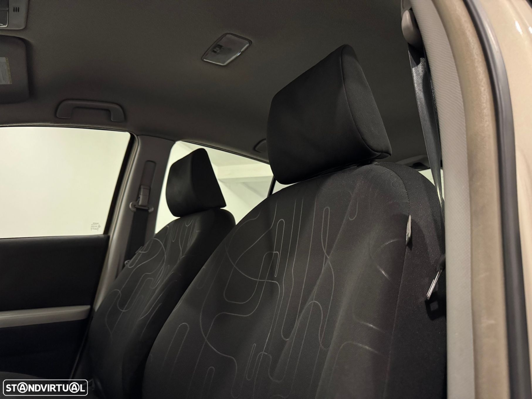 Toyota Yaris 1.33 VVT-i Comfort+AC - 23