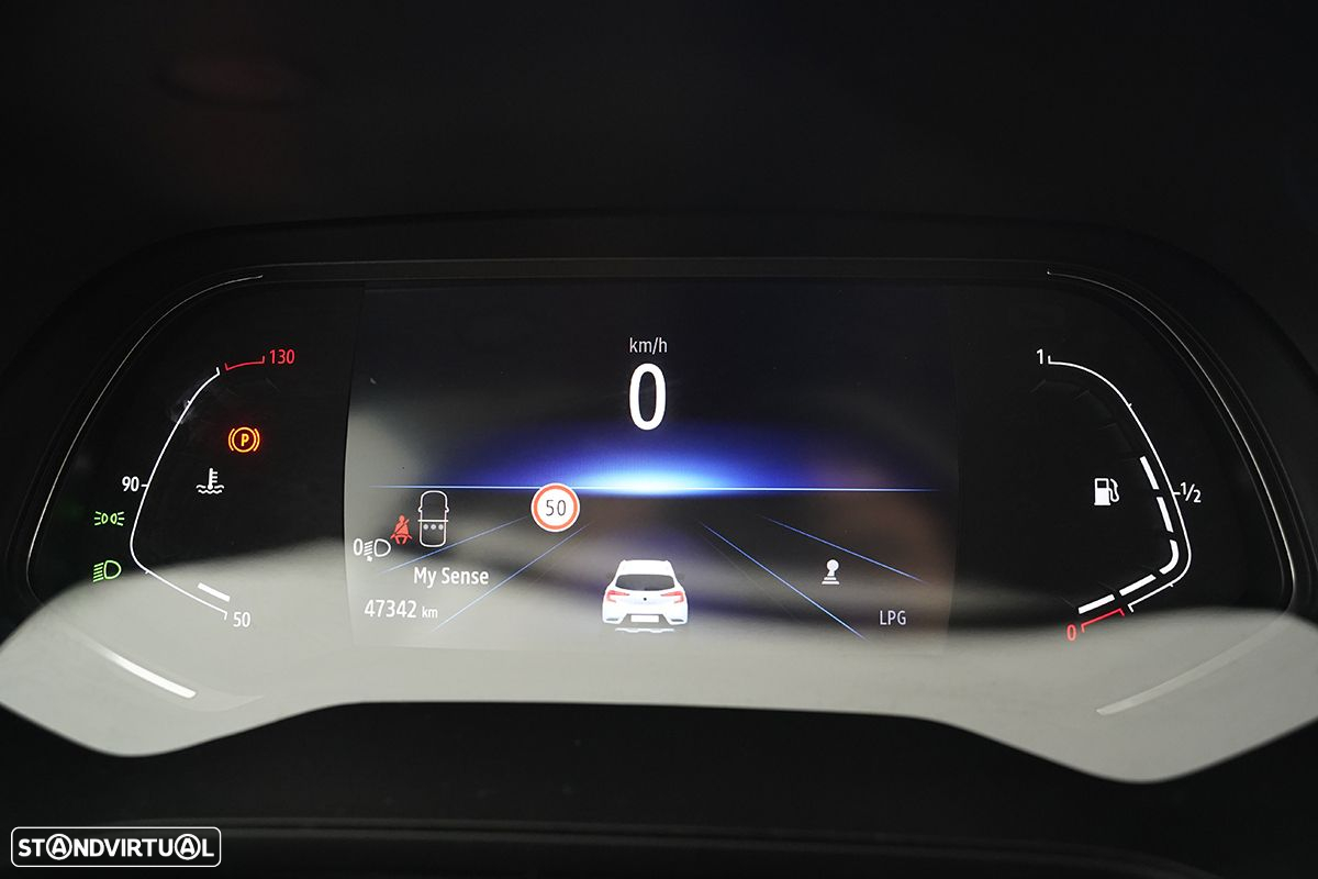 Renault Captur 1.0 TCe Techno Bi-Fuel - 16