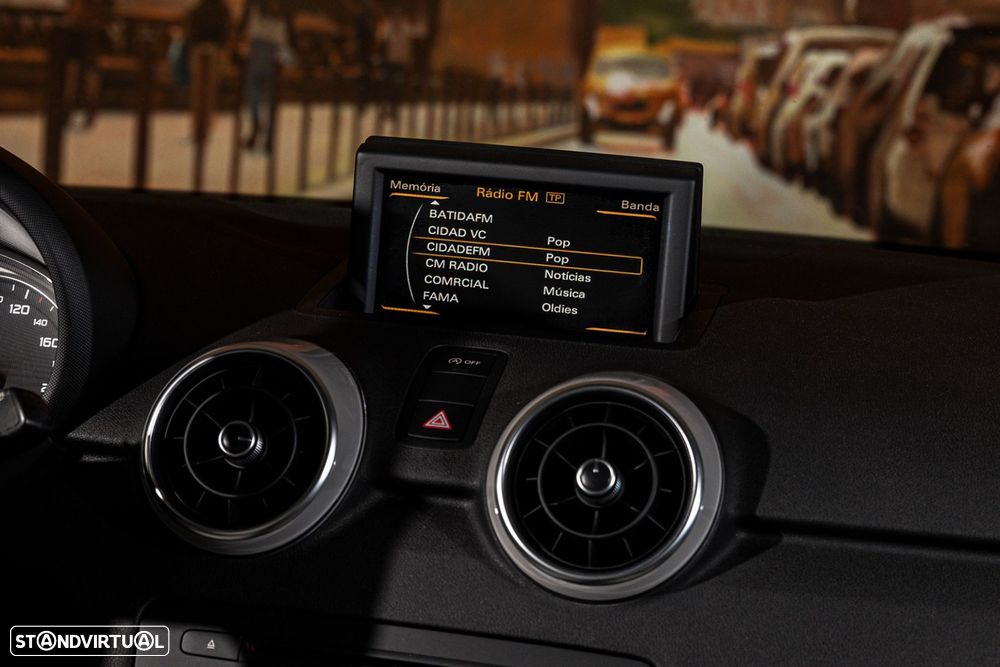 Audi A1 1.2 TFSI Attraction - 15