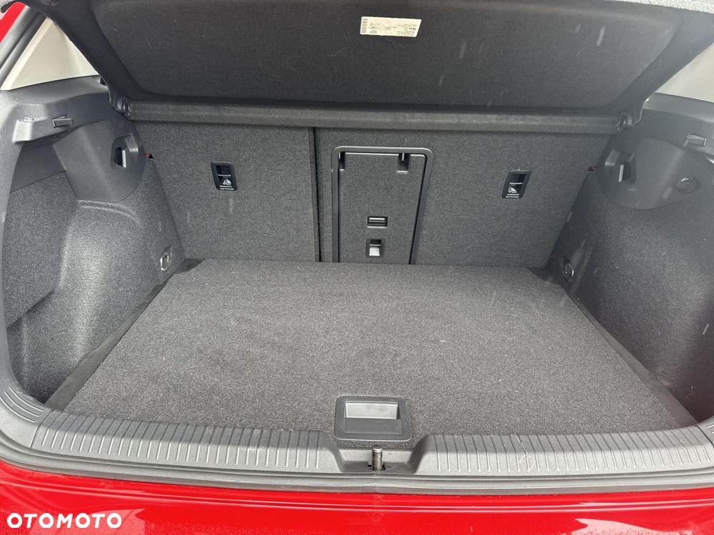 Volkswagen Golf - 18