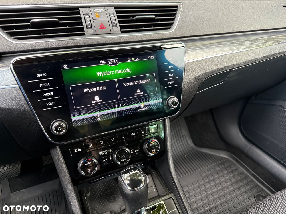 Skoda Superb 2.0 TDI SCR Style DSG - 29