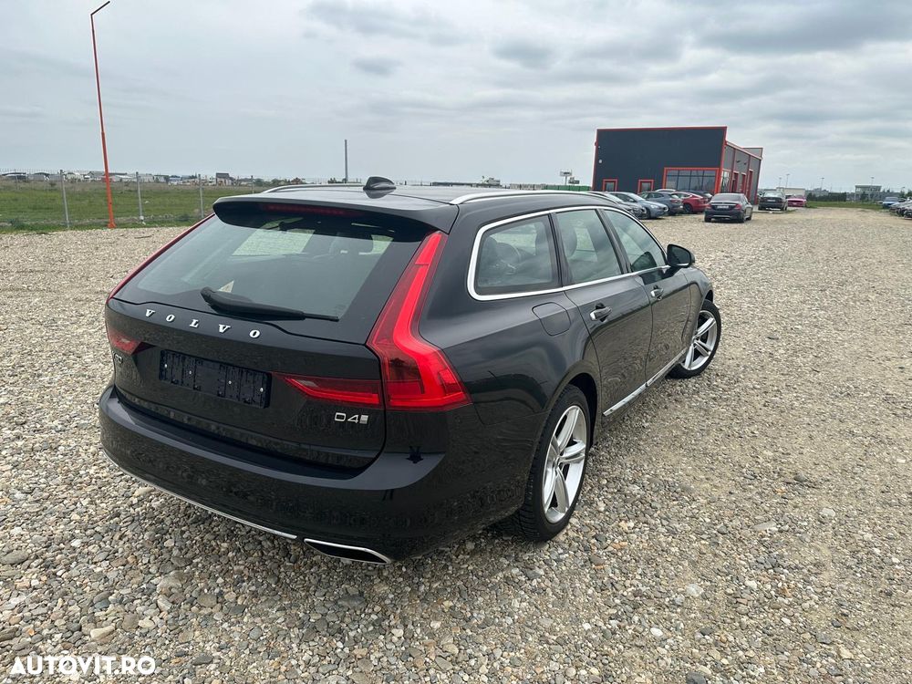 Volvo V90 D4 Inscription - 4