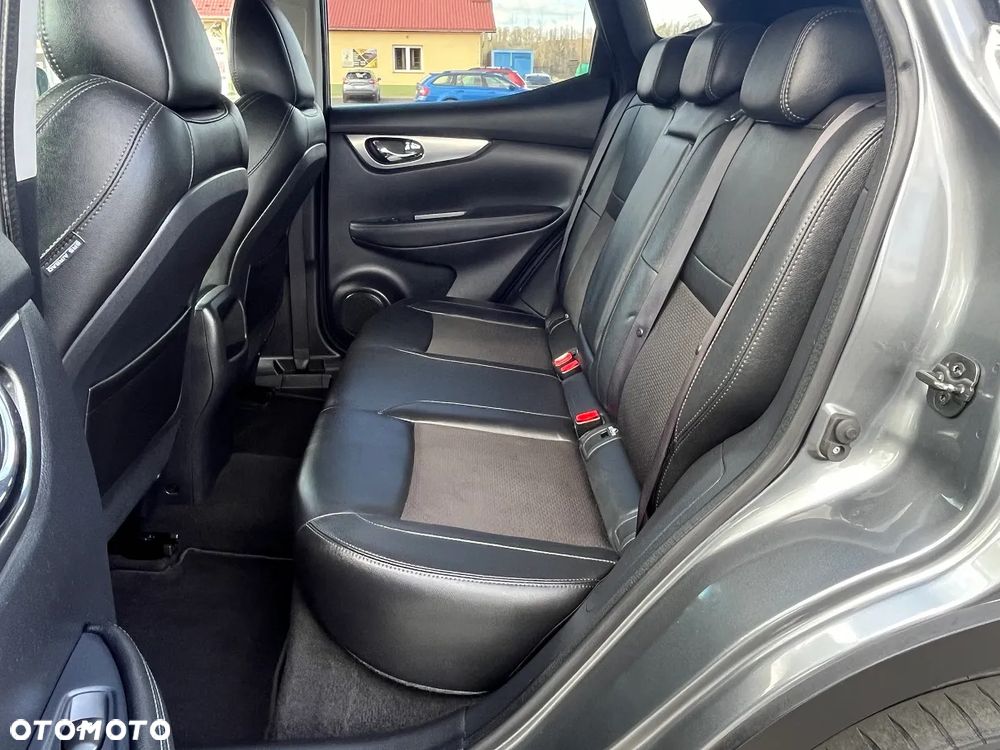 Nissan Qashqai 1.6 DIG-T Tekna+ - 16