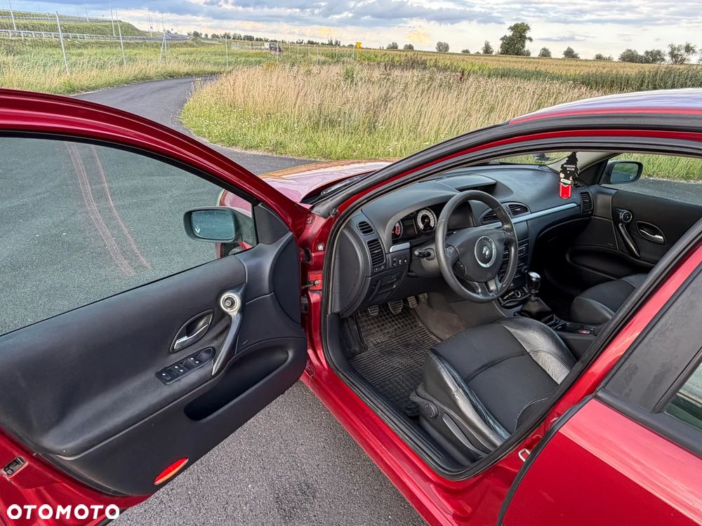 Renault Laguna 1.9 dCi Confort Dynamique - 7