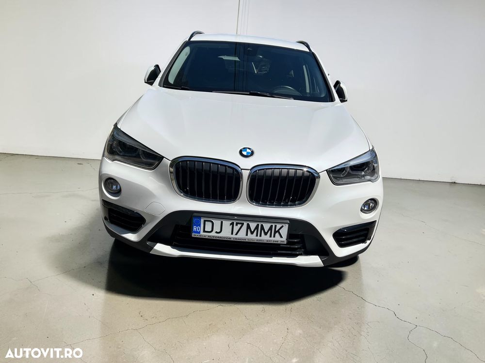 BMW X1 xDrive20d Aut. Sport Line - 2