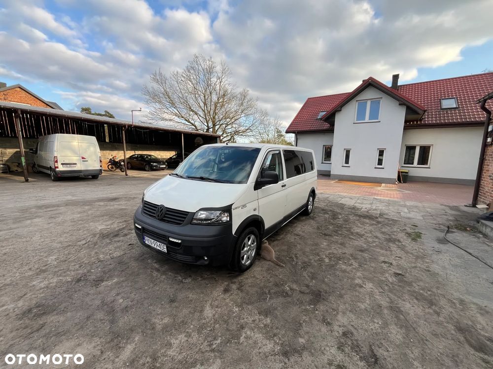 Volkswagen Transporter - 2