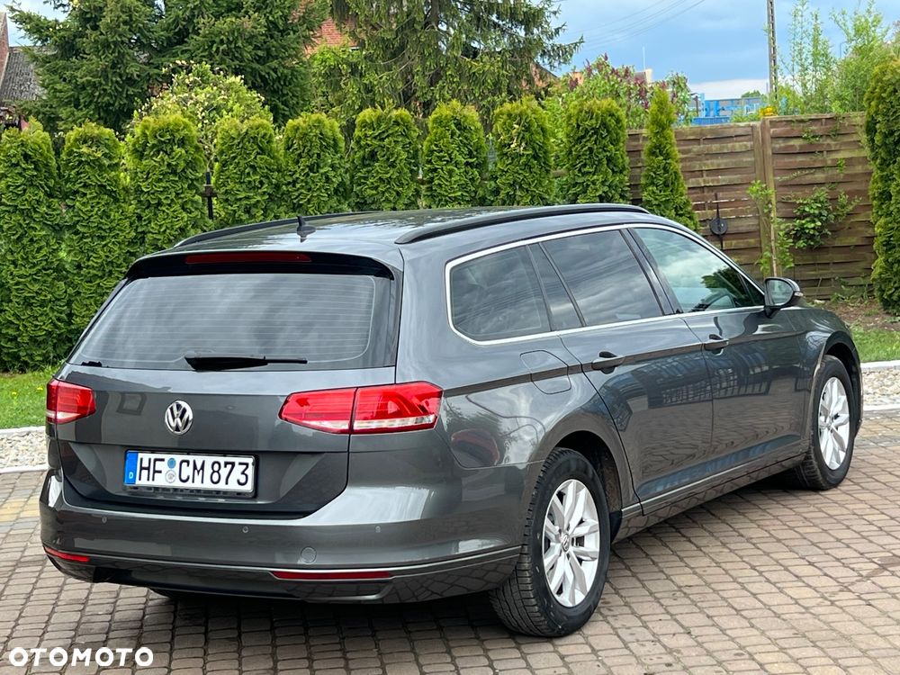 Volkswagen Passat - 5
