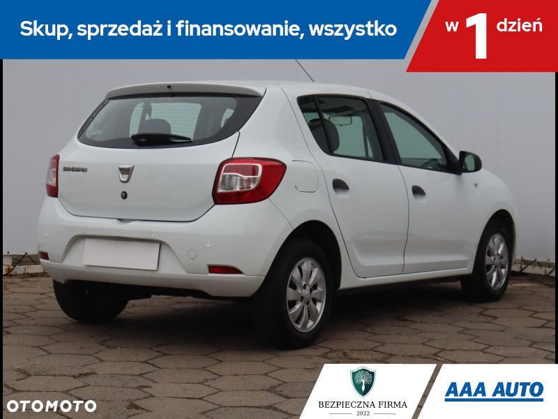 Dacia Sandero - 6