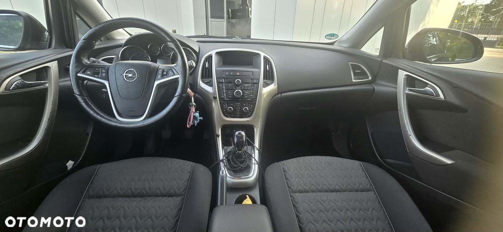Opel Astra - 11