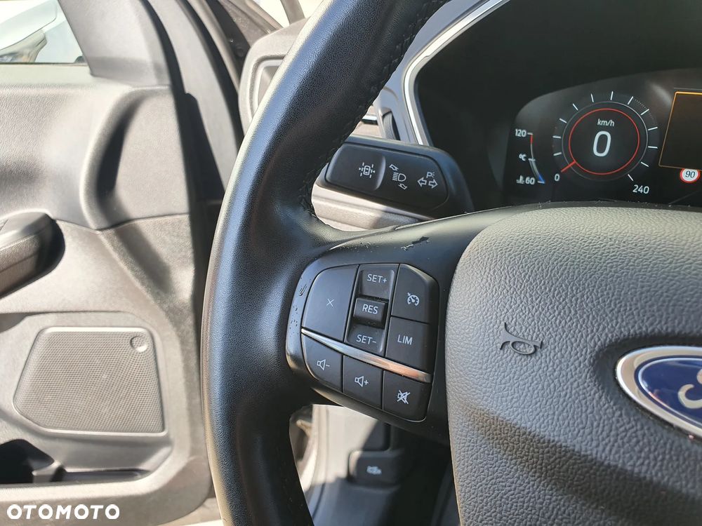 Ford Kuga 1.5 EcoBoost FWD Titanium - 40