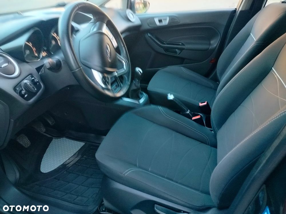Ford Fiesta 1.25 Titanium EU5 - 20
