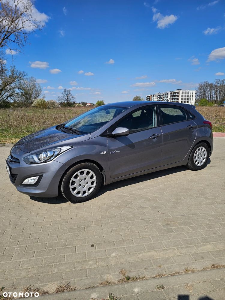 Hyundai i30 1.6 CRDI Trend - 3