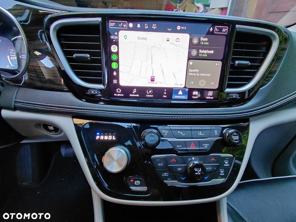 Chrysler Pacifica - 24