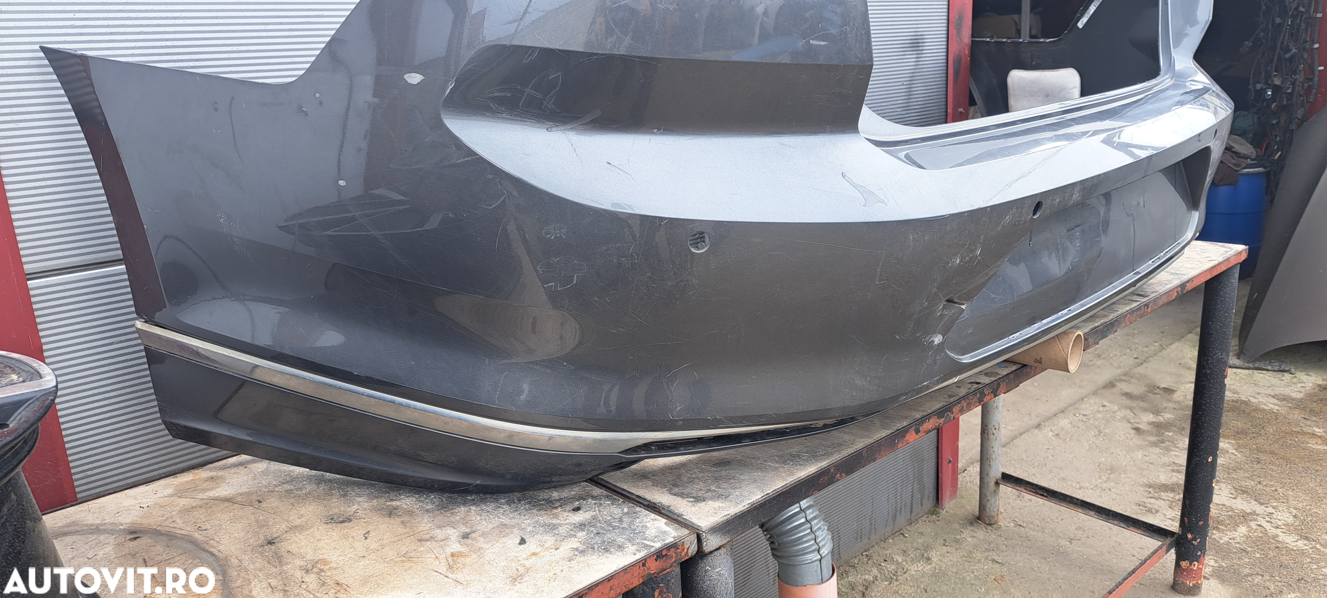 Bara spate Volksvagen Passat B8 berlina - 4