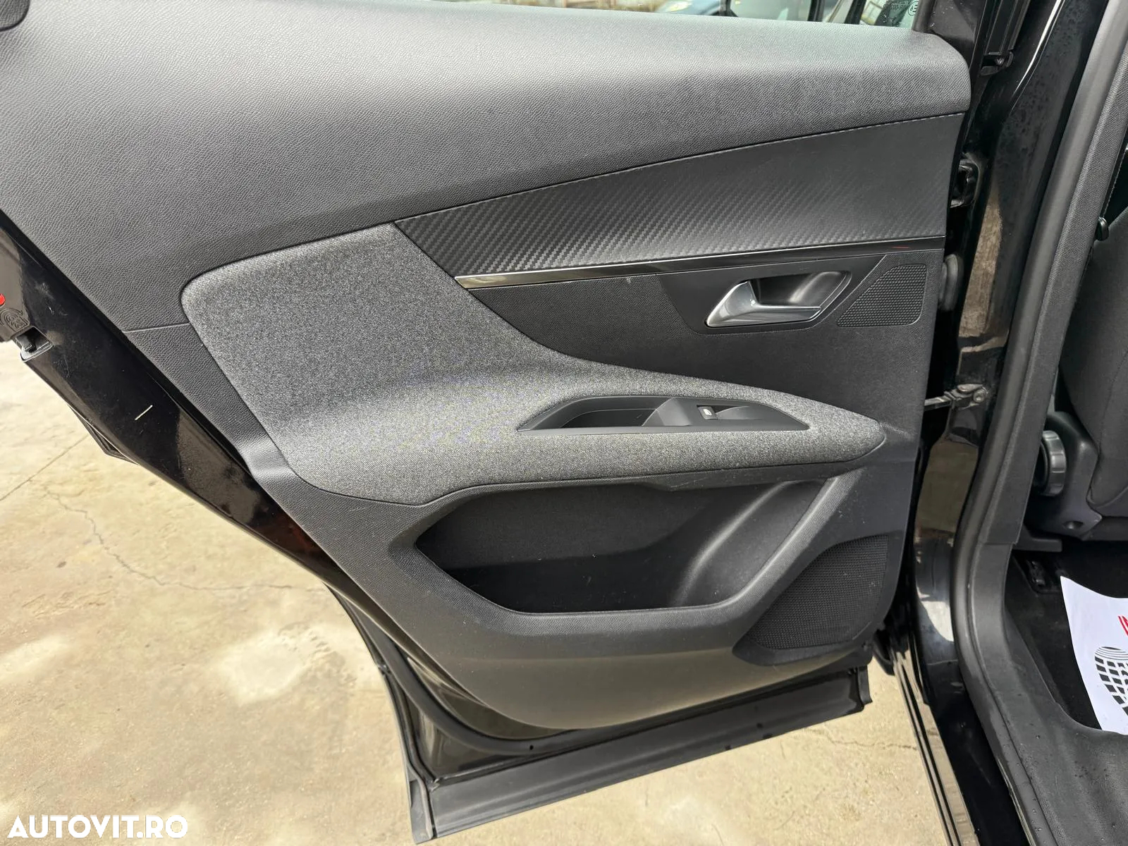Peugeot 3008 PureTech 130 Stop & Start GPF EAT8 Active Business-Paket - 38
