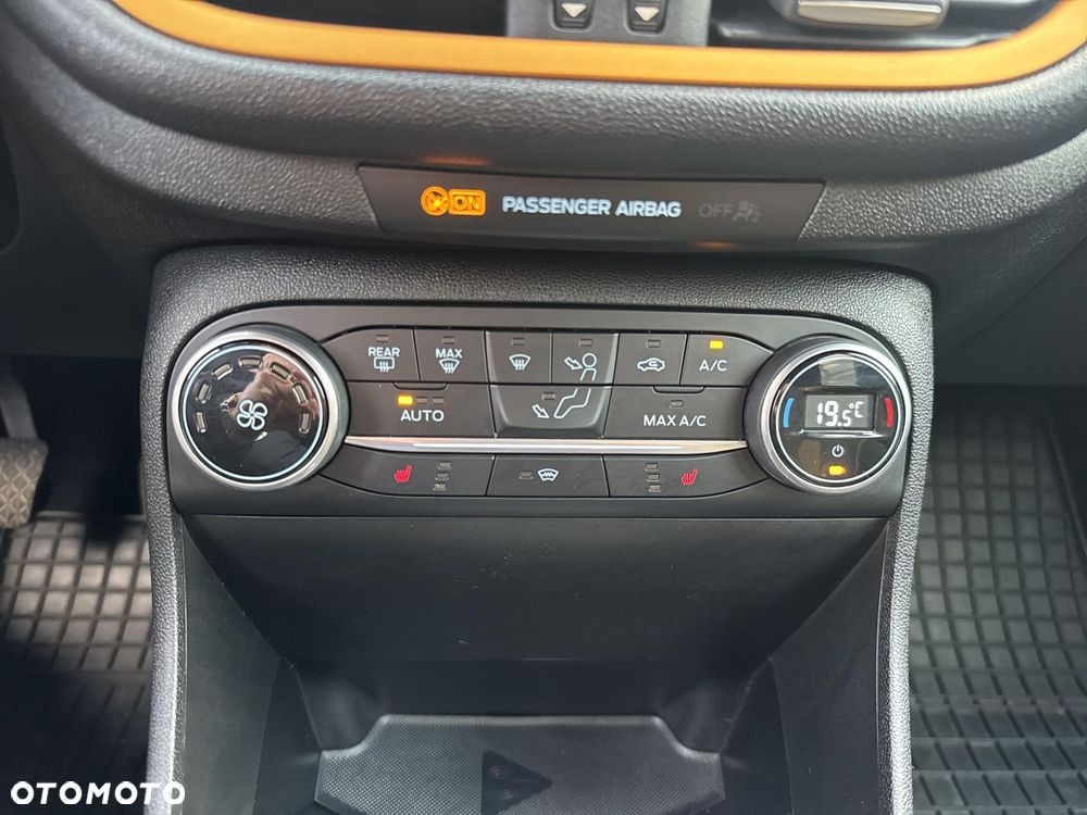 Ford Fiesta 1.0 EcoBoost Titanium ASS - 28