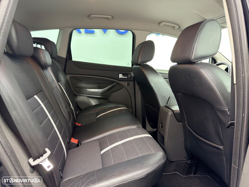 Ford Kuga 2.0 TDCi Titanium - 16