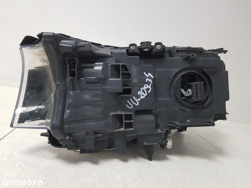 BMW 7 G11 G12 LAMPA PRAWA LASER PRZÓD BMW LASERLIGHT EUROPA  7483912 - 11