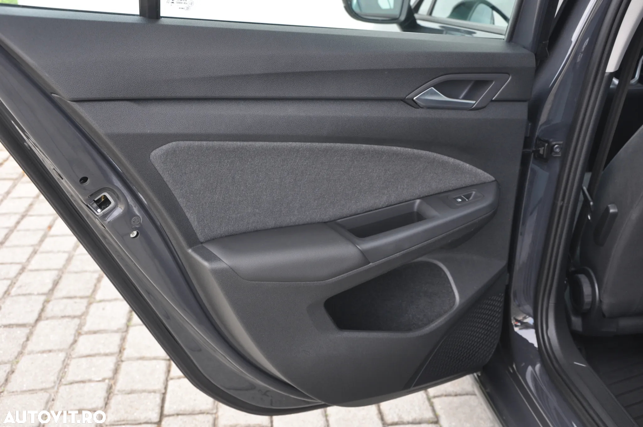Volkswagen Golf 1.0 TSI Life - 21