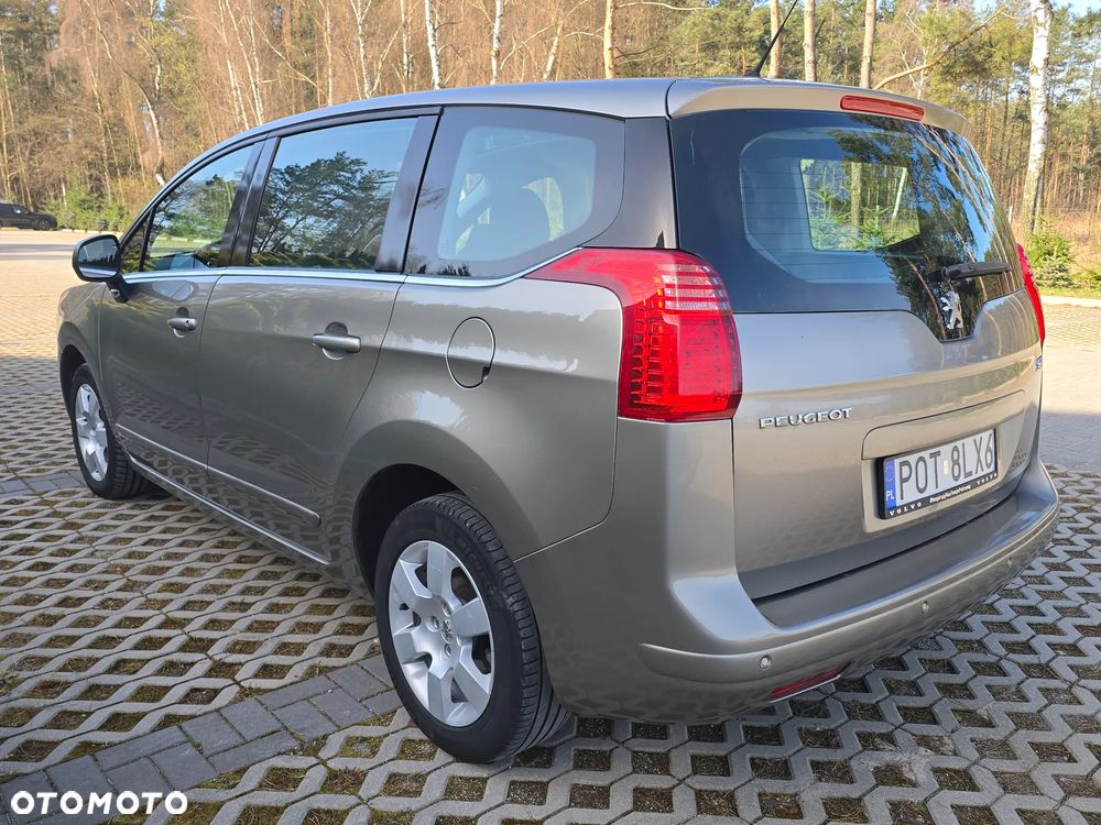 Peugeot 5008 - 4