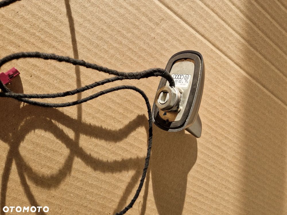 ANTENA DACHOWA AUDI Q7 lift 4L0035503L - 15