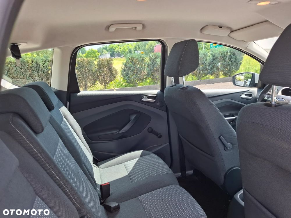 Ford C-MAX - 19