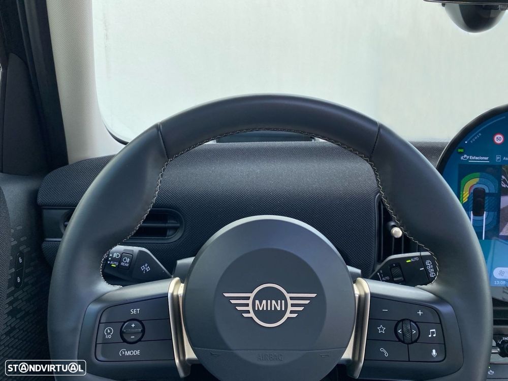 MINI 5 Portas Cooper Classic Auto - 6