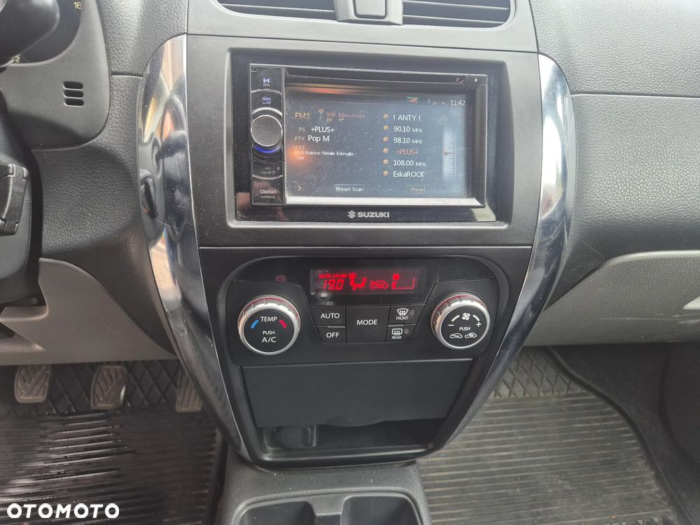 Suzuki SX4 1.6 Comfort 4WD - 16