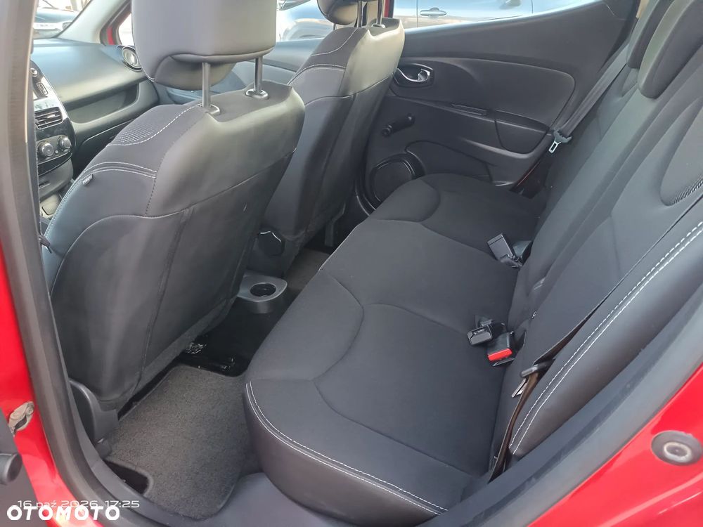 Renault Clio - 15