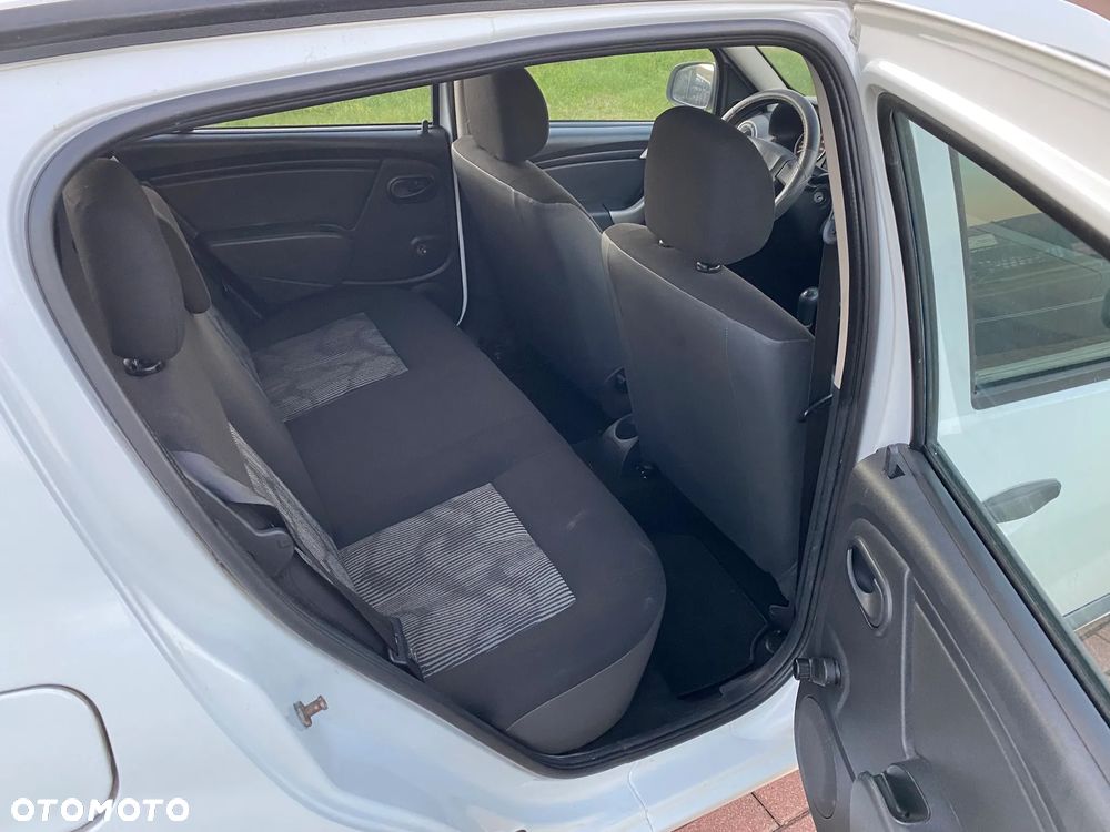 Dacia Sandero 1.2 16V Ambiance - 18