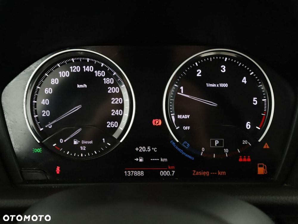 BMW Seria 2 218d xDrive - 23