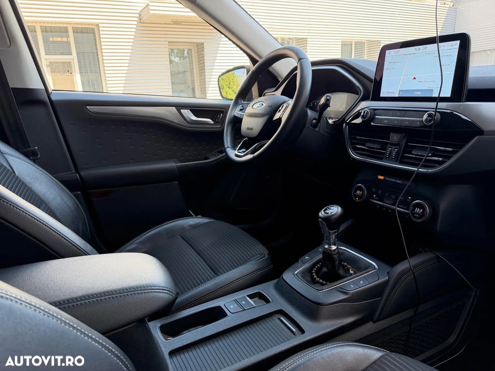 Ford Kuga - 8