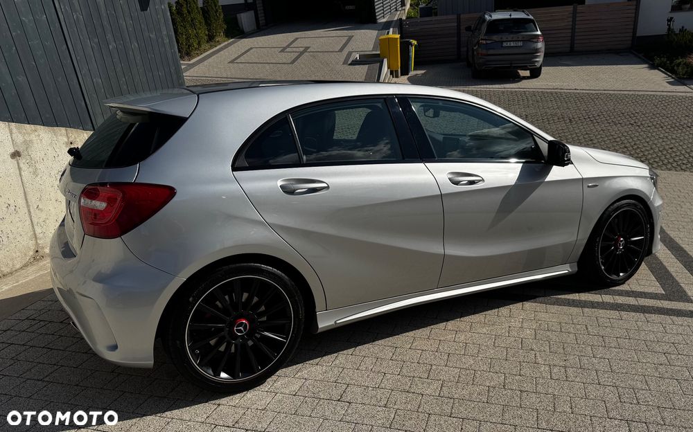 Mercedes-Benz Klasa A 250 4-Matic Sport - 9