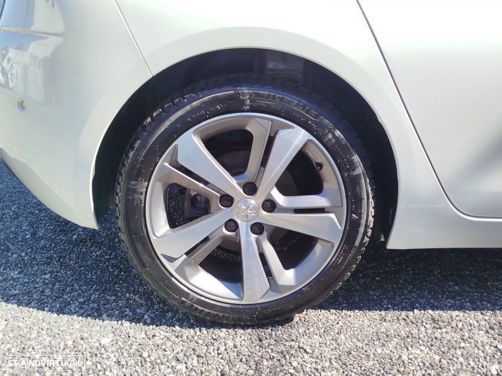 Peugeot 308 PureTech 130 Allure - 37