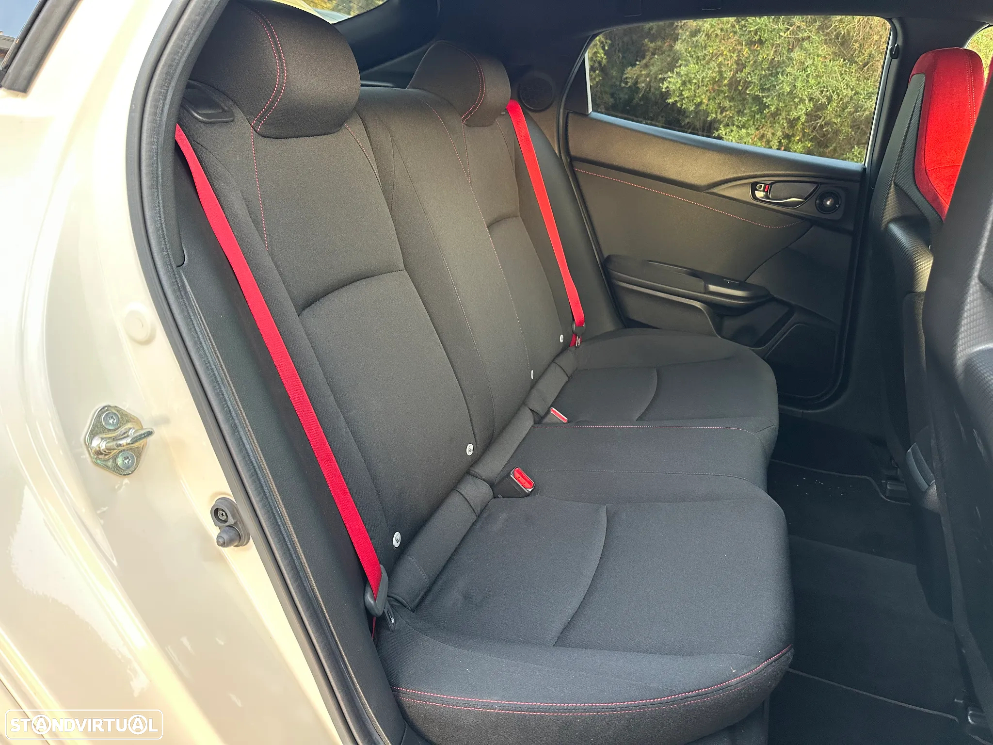 Honda Civic 2.0 i-VTEC Type-R - 9