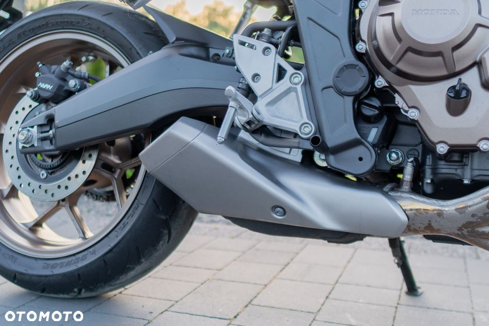 Honda CB - 18