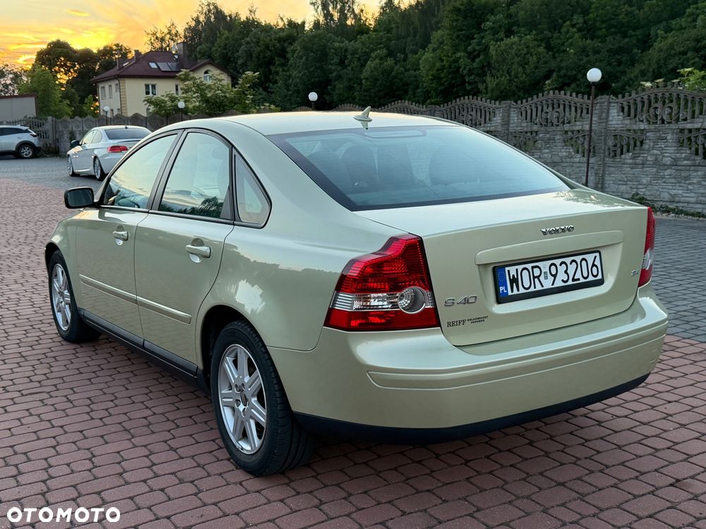 Volvo S40 2.4i Momentum - 9