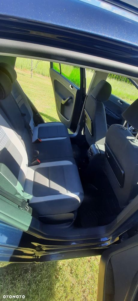 Volkswagen Golf Plus 1.6 TDI Comfortline DSG - 8