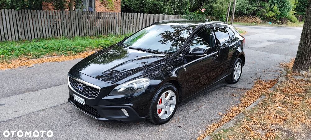 Volvo V40 Cross Country - 17