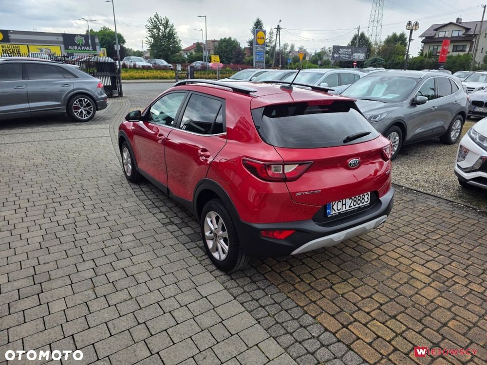Kia Stonic - 8