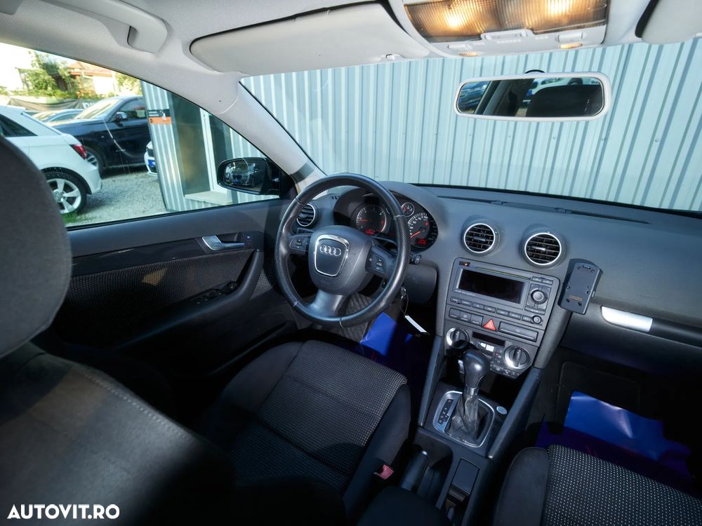 Audi A3 Sportback 2.0 TDI DPF (DSG) S tronic Attraction - 12