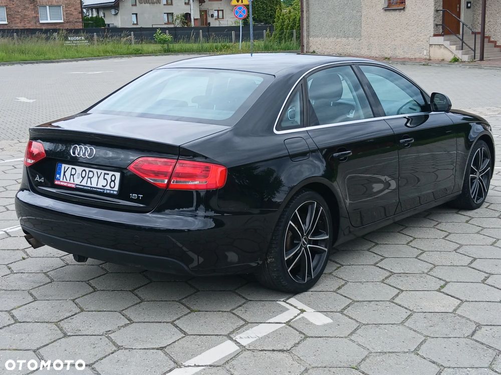 Audi A4 Limousine - 24