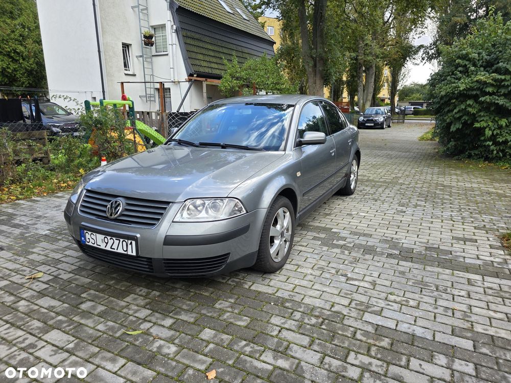 Volkswagen Passat 2002 photo 2