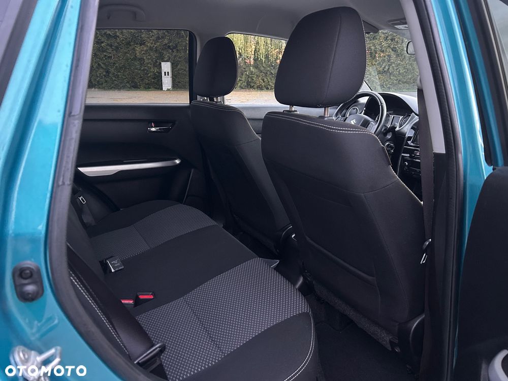 Suzuki Vitara 1.6 Comfort 2WD - 10
