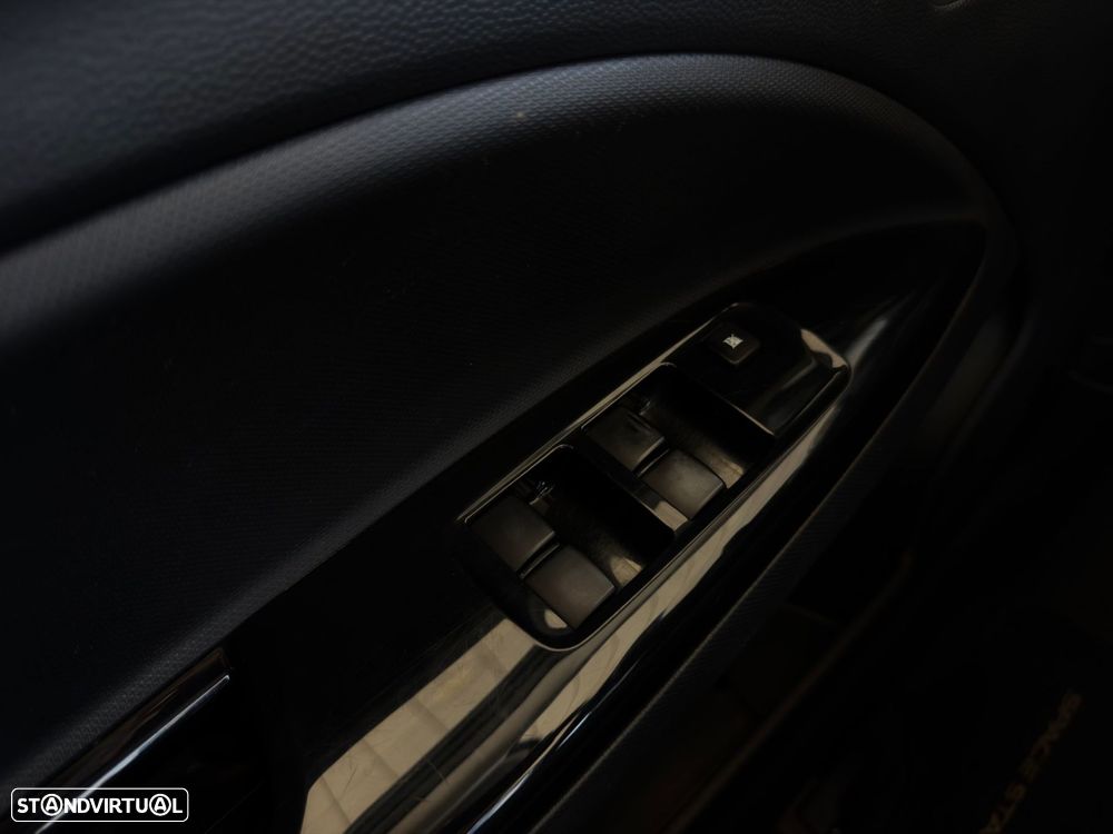 Mitsubishi Space Star 1.2 Intense - 17
