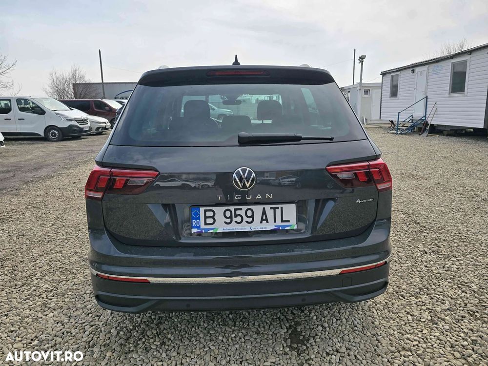 Volkswagen Tiguan - 4