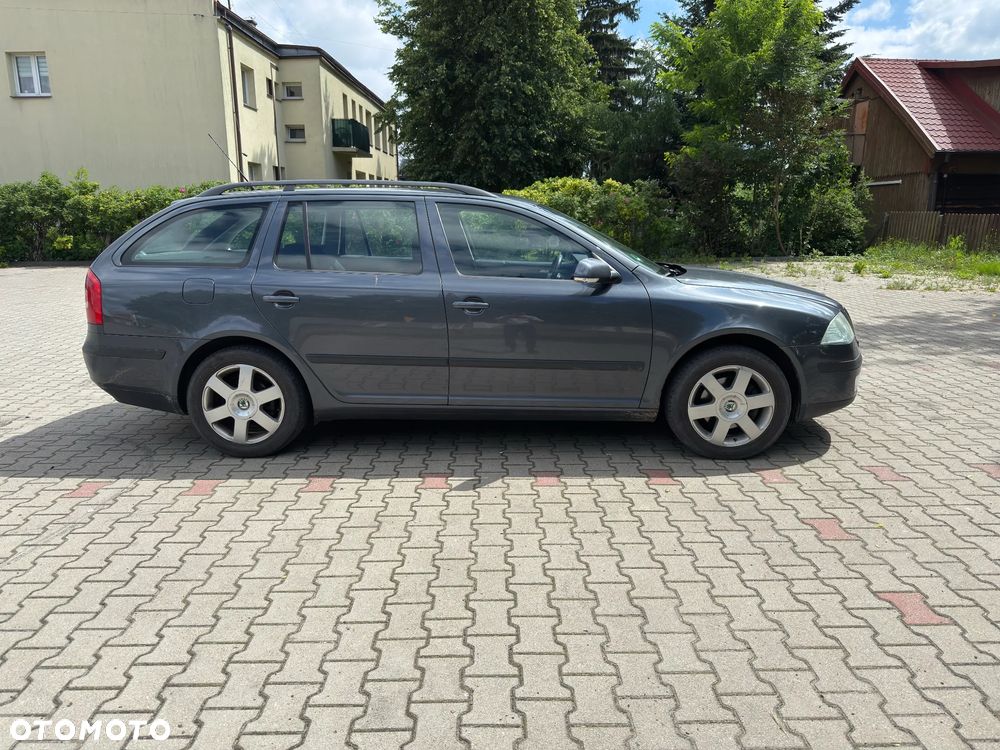 Skoda Octavia 2.0 TDI Ambiente - 4