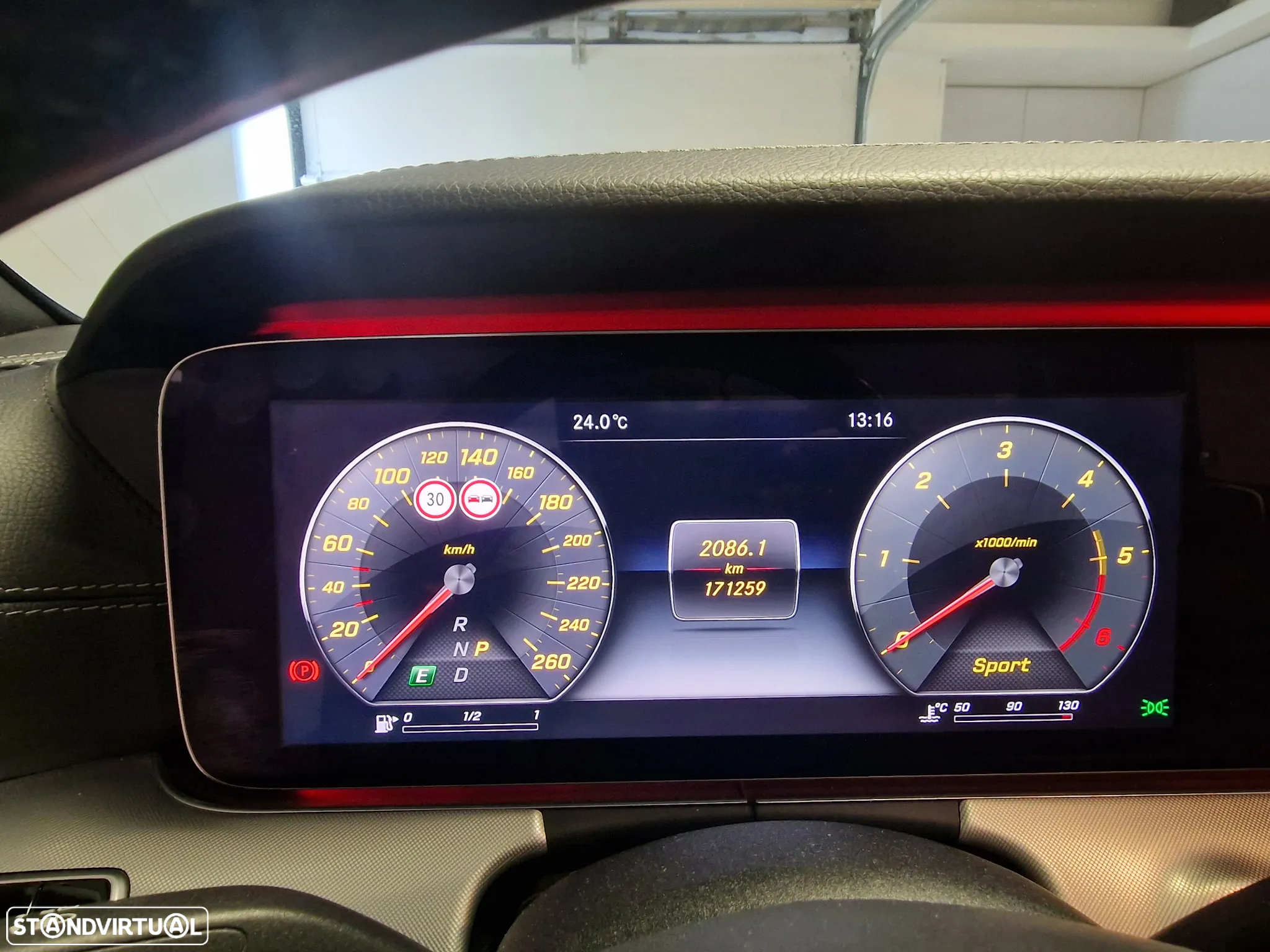 Mercedes-Benz E 220 d AMG Line Aut. - 17