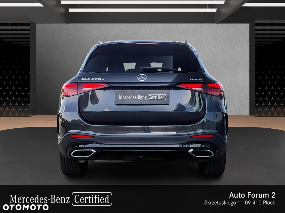 Mercedes-Benz GLC - 4