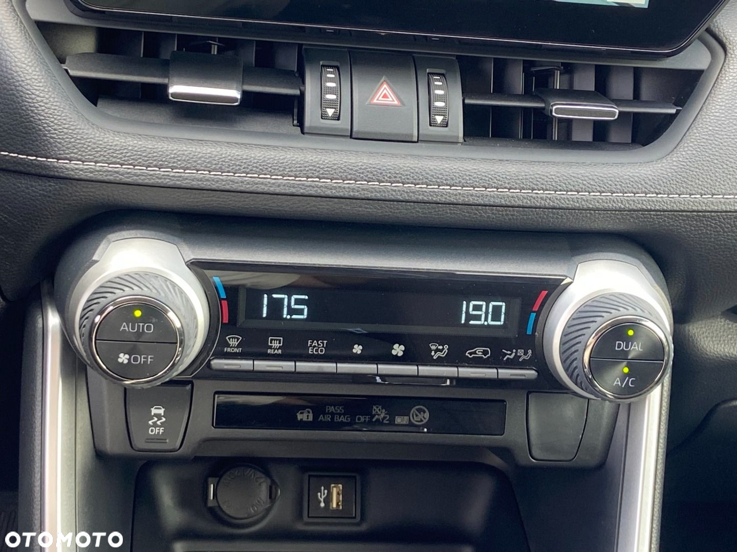 Toyota RAV4 2.5 Hybrid Comfort 4x2 - 21